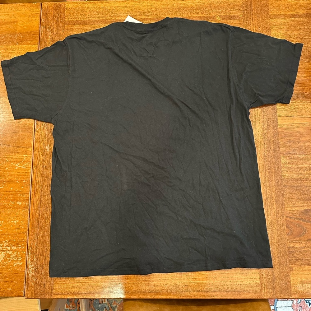 NWT Yellowstone Dutton Ranch Black T-Shirt, Men’s XL - Picture 4 of 5